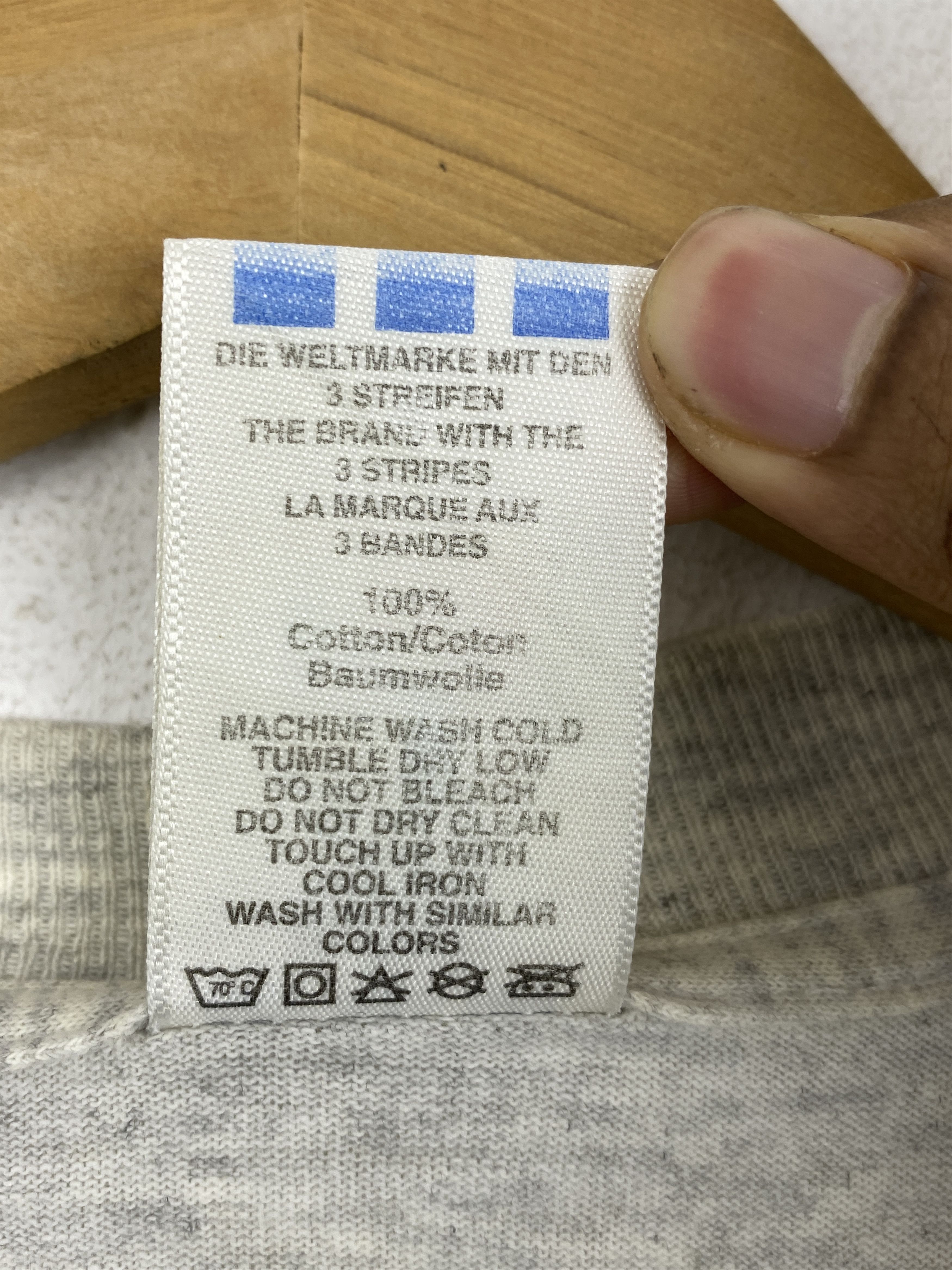Adidas × Vintage Vintage 90s Adidas Big Logo Short Sleeve T Shirt TA0558 Size US S / EU 44-46 / 1 - 6 Thumbnail