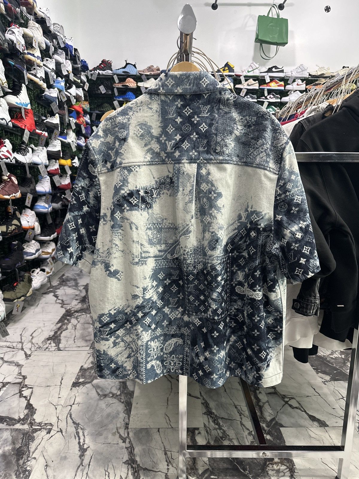 Louis Vuitton Louis Vuitton Monogram Bandana Short-Sleeved Denim Shirt Size US XXL / EU 58 / 5 - 3 Thumbnail