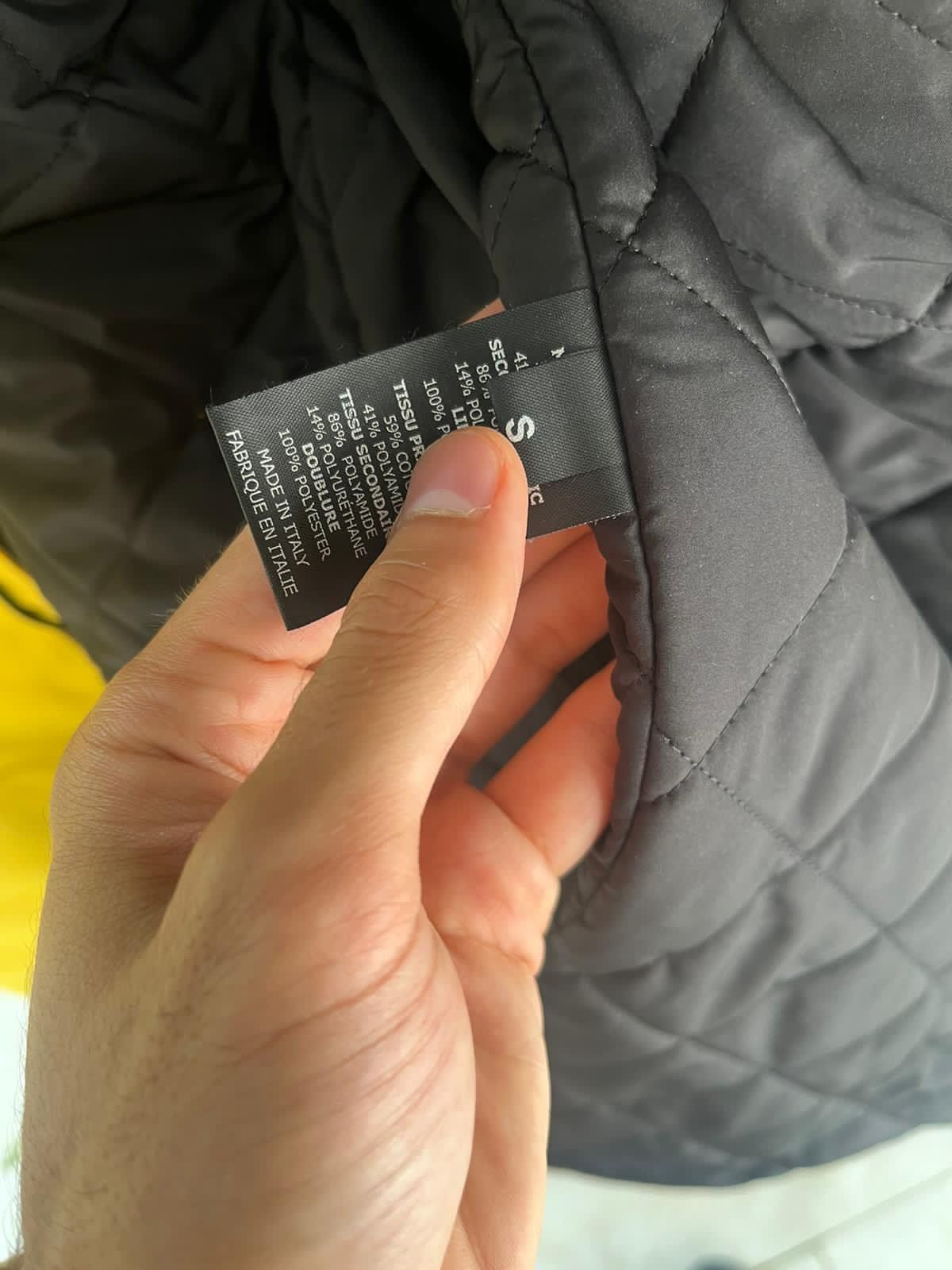 Vetements SS18 DHL Parka in Yellow Size US S / EU 44-46 / 1 - 20 Thumbnail