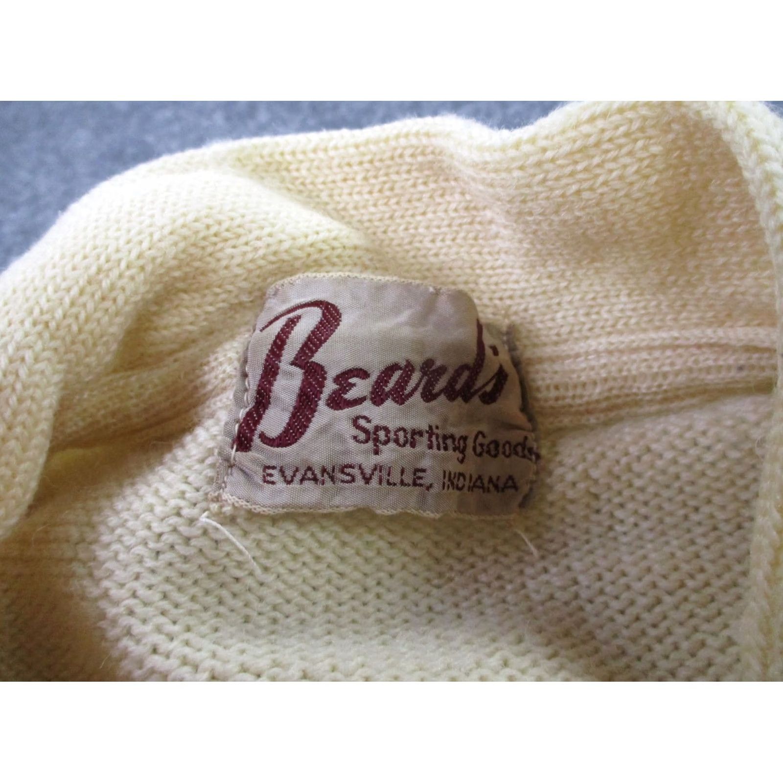 Vintage VINTAGE Beard's Cardigan Sweater Mens S Yellow 60s Patch Knit V-Neck Long Sleeve Button Thermal Distressed Patches Size US S / EU 44-46 / 1 - 6 Thumbnail