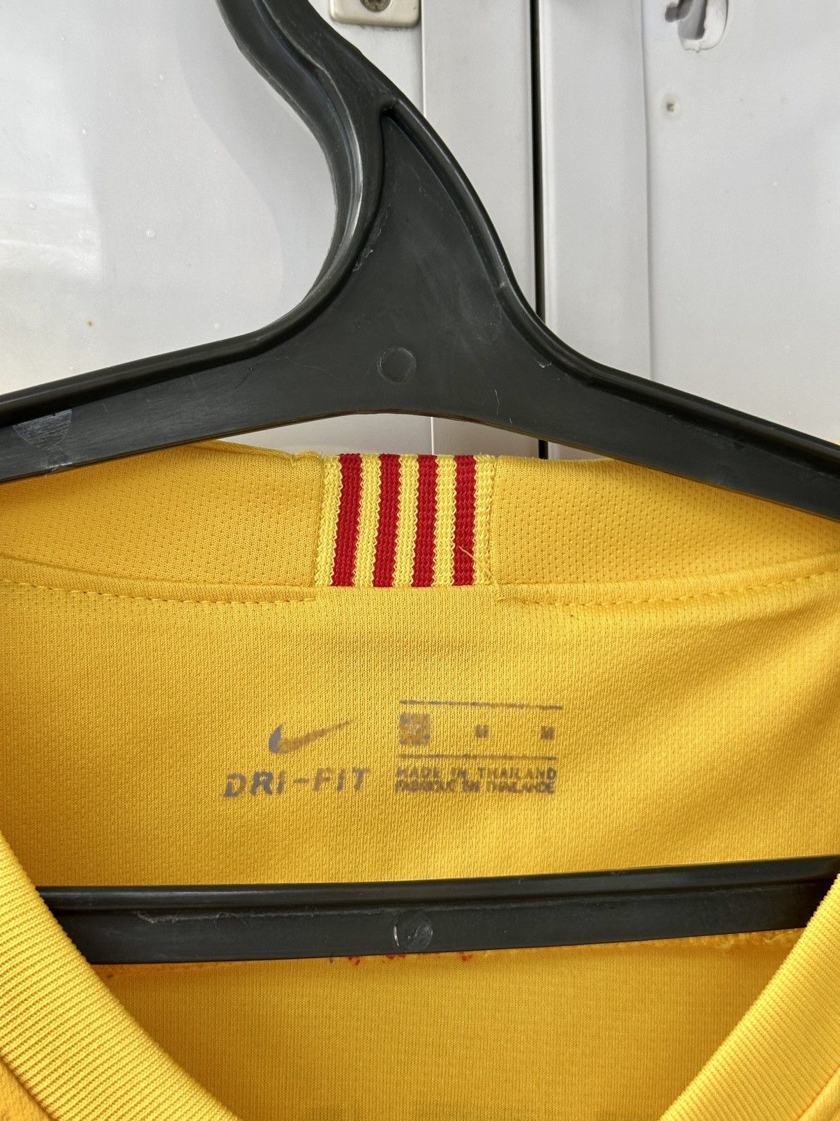 Nike Barcelona Jersey 2019 Griezmann Soccer Jersey Size US M / EU 48-50 / 2 - 11 Thumbnail