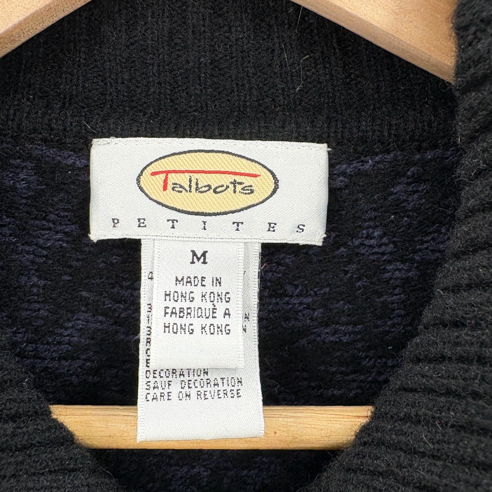 Talbots VINTAGE Talbots Petites Sweater Womens PM Cardigan Knit Floral Embroidered Button Front 90s Size M / US 6-8 / IT 42-44 - 4 Thumbnail
