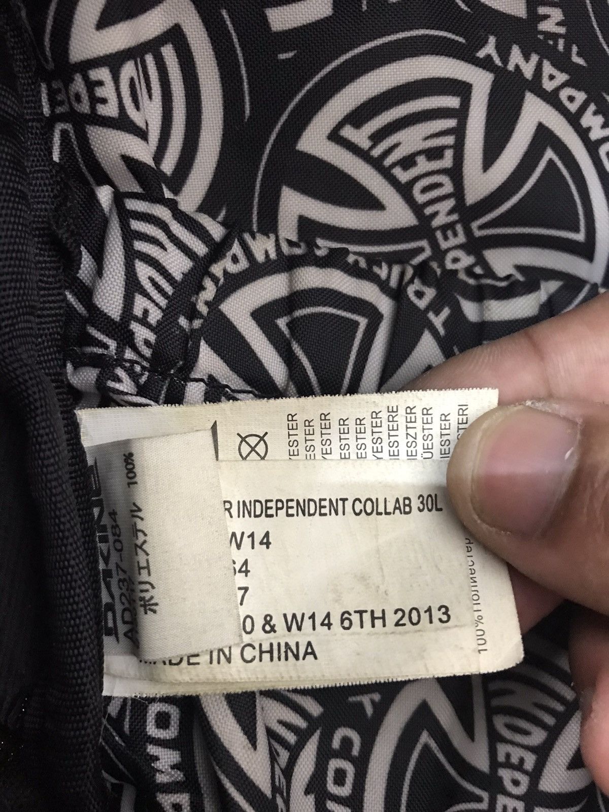 Dakine × Independent Truck Co. × Japanese Brand Dakine x Independent Black Bagpack Size ONE SIZE - 13 Thumbnail
