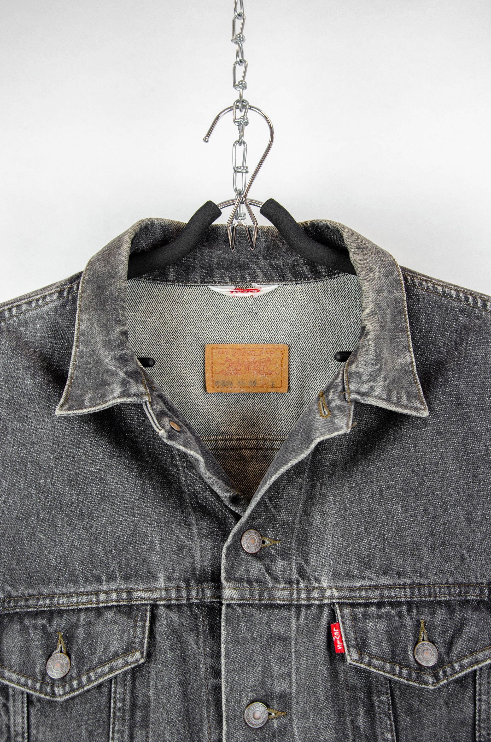 Levi's Levi’s Vintage Grey Denim Trucker Jacket – Size L Size L / US 10 / IT 46 - 7 Thumbnail