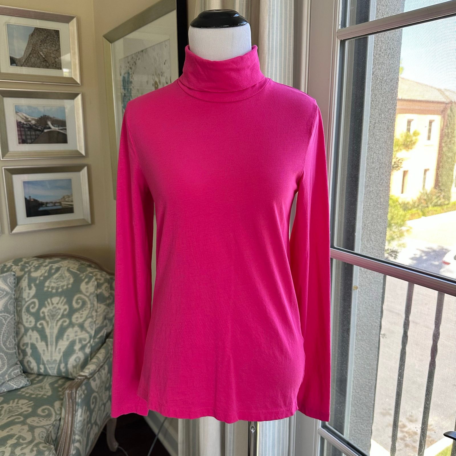 J.Crew J.Crew Pink Fuchsia Turtleneck Tissue Sweater SIze M Size M / US 6-8 / IT 42-44 - 2 Thumbnail
