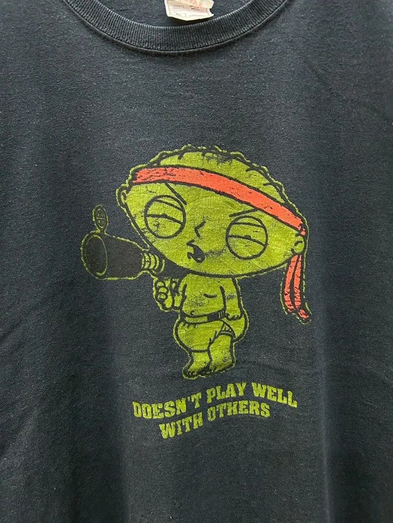 Vintage Vintage 2000s Family Guy tshirt size XL Size US XL / EU 56 / 4 - 3 Thumbnail