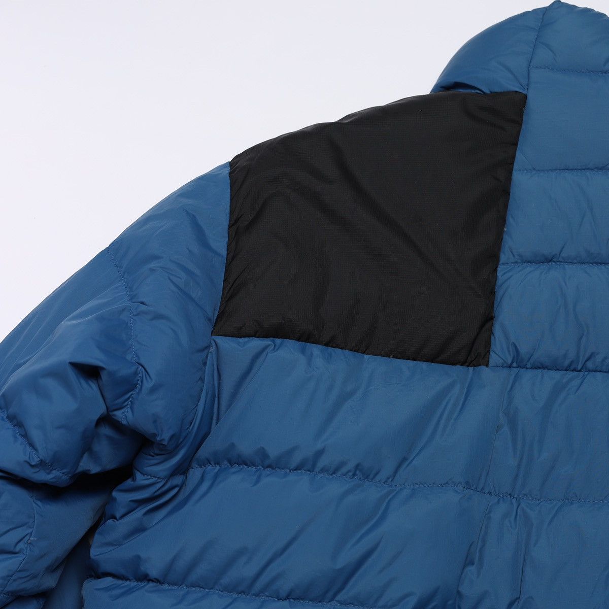 The North Face The North Face 700 Puffer Jacket Down Blue Black 1996 Nuptse Size US XL / EU 56 / 4 - 12 Thumbnail