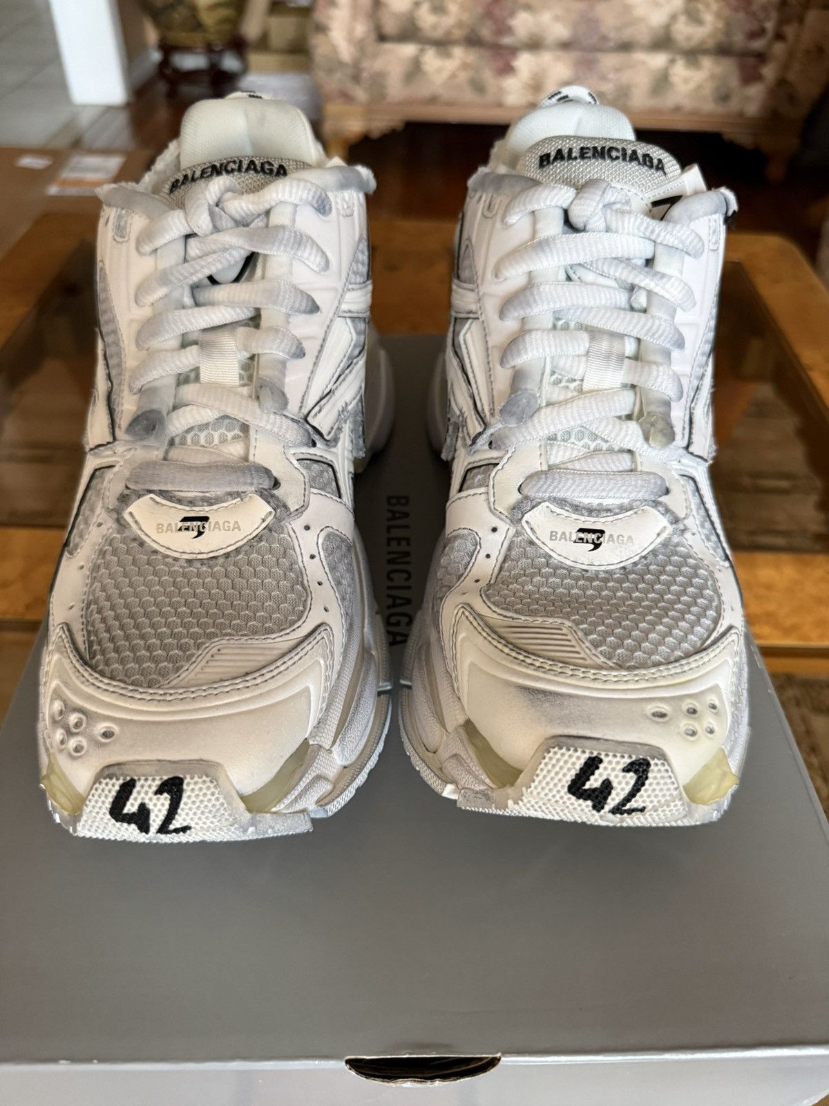 Balenciaga Balenciaga Runner White Size US 9 / EU 42 - 3 Thumbnail
