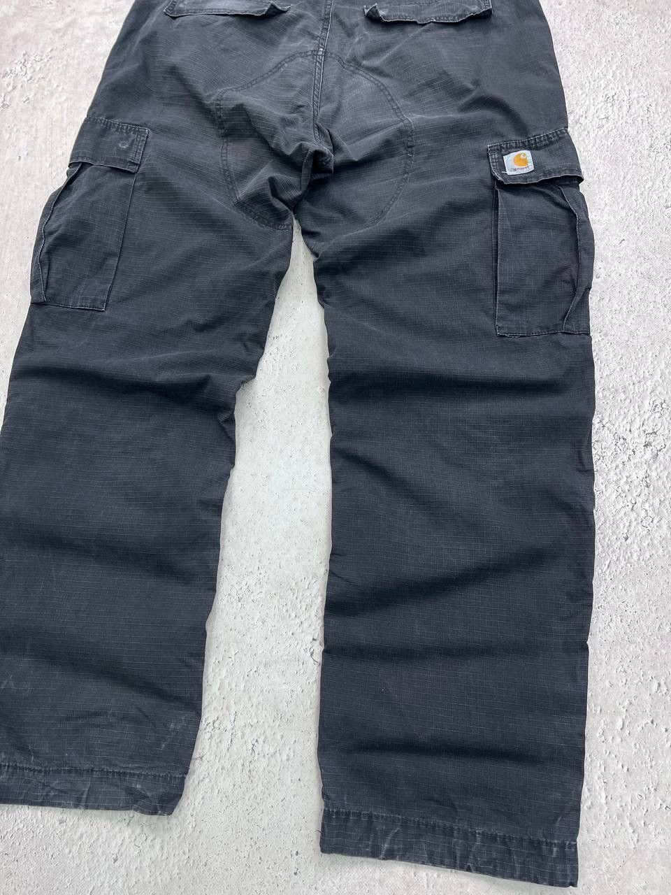 Carhartt × Carhartt Wip × Vintage Vintage Carhartt Cargo Pants Style Faded Distressed Sk8 Y2K Size US 38 / EU 54 - 11 Thumbnail