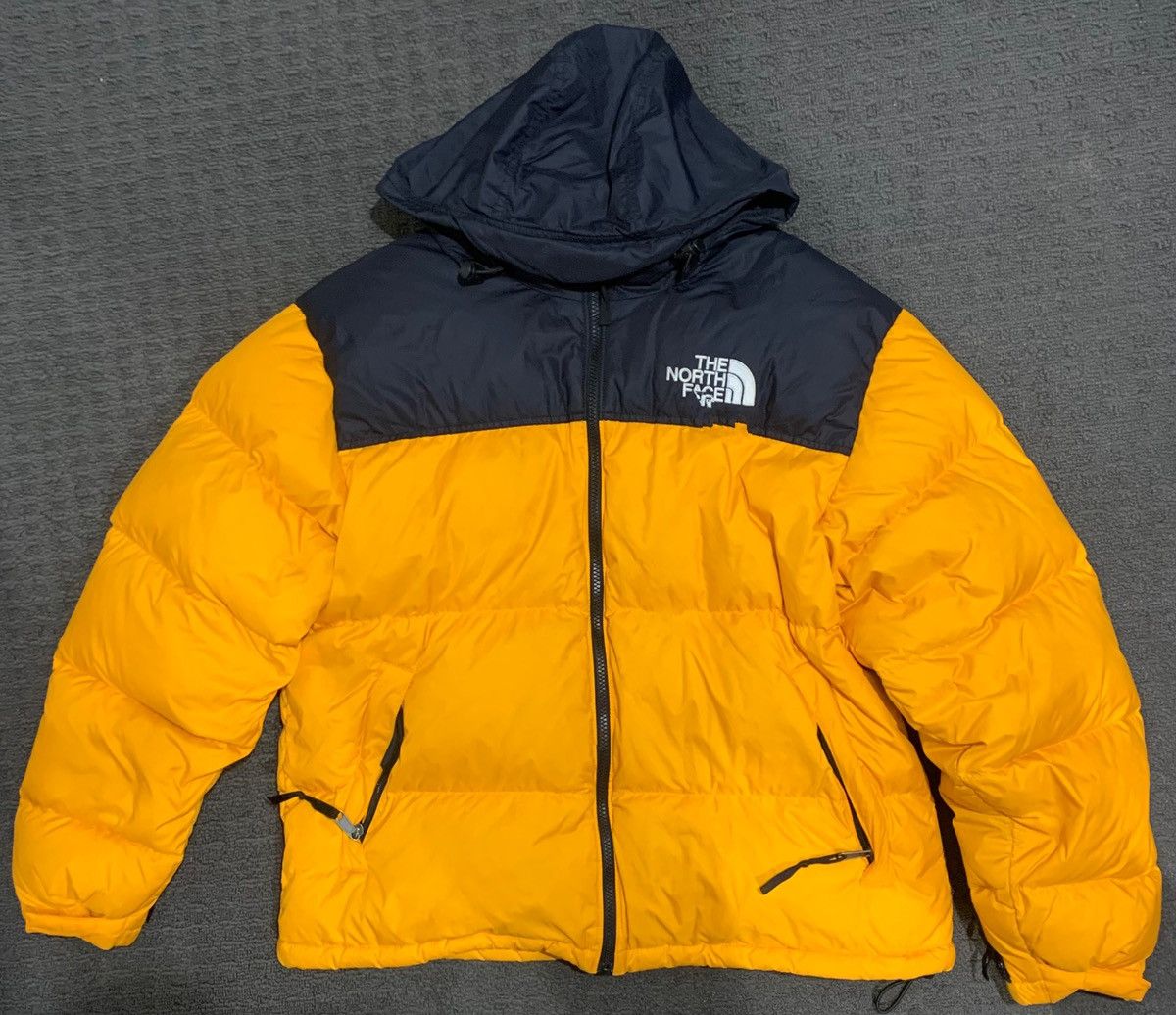 The North Face The North Face Men's 1996 Retro Nuptse Jacket Size US XL / EU 56 / 4 - 1 Thumbnail