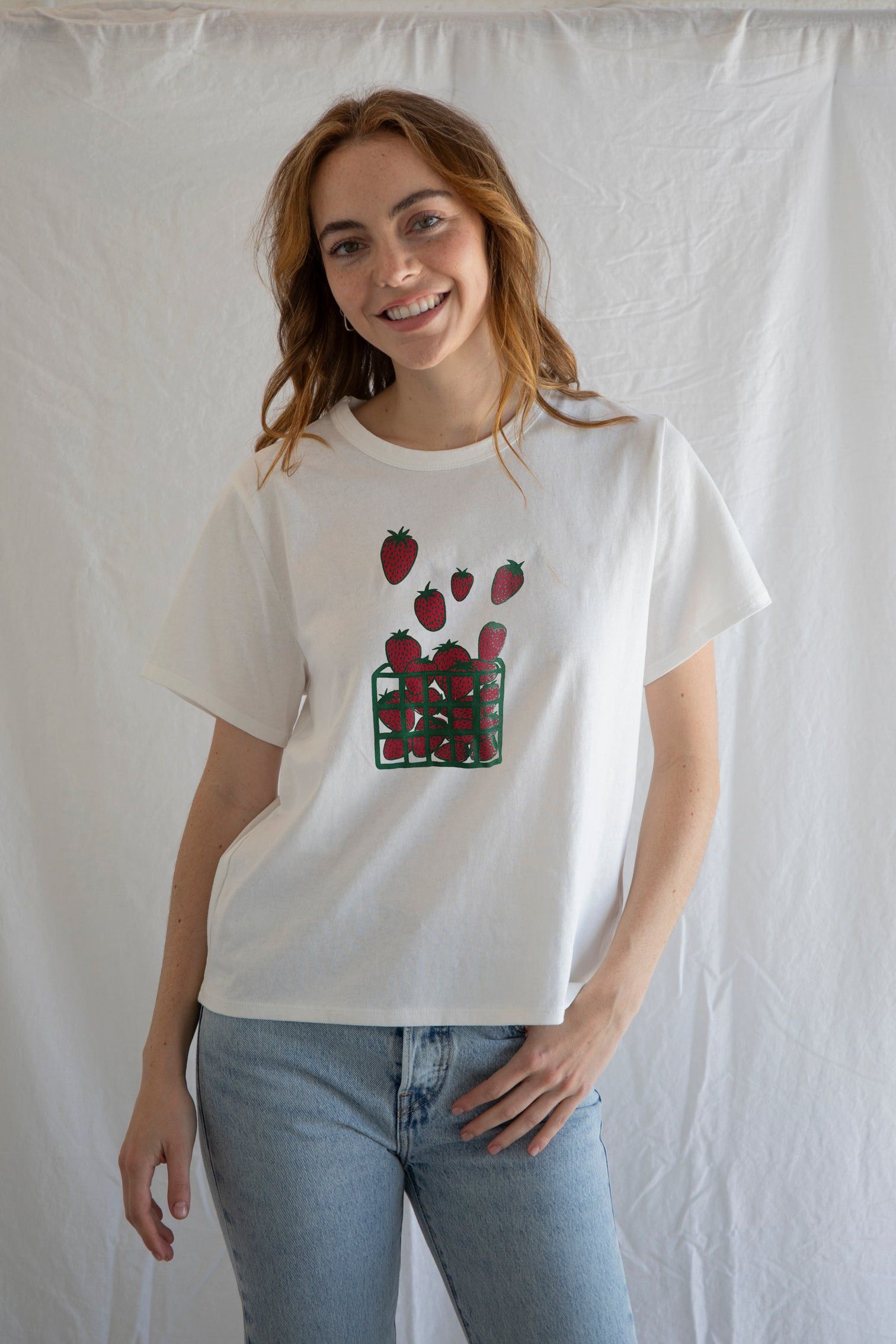 Designer × The Unbranded Brand Strawberry Shirt, Foodie Gift, Gardening Gift Size M / US 6-8 / IT 42-44 - 1 Thumbnail