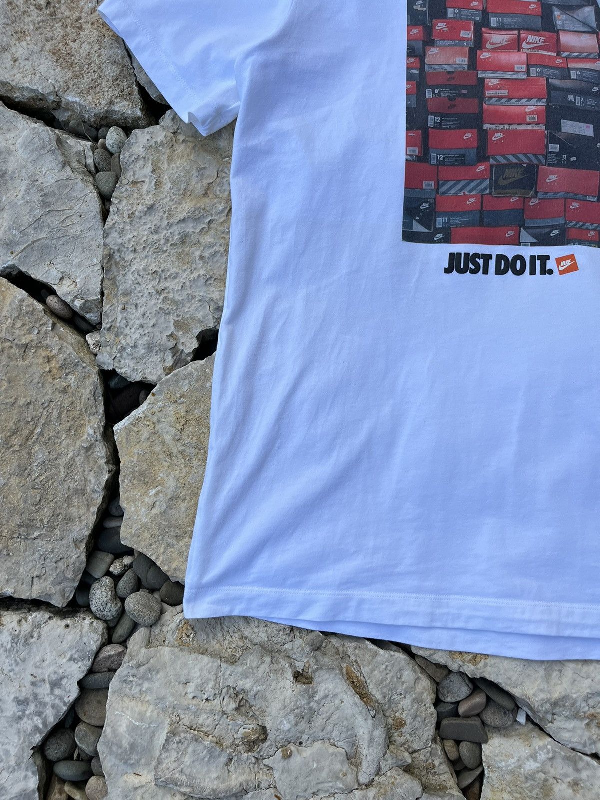 Nike × Vintage Nike shoe boxes box sneaker head rare just do it tee t-shirt Size US L / EU 52-54 / 3 - 6 Thumbnail