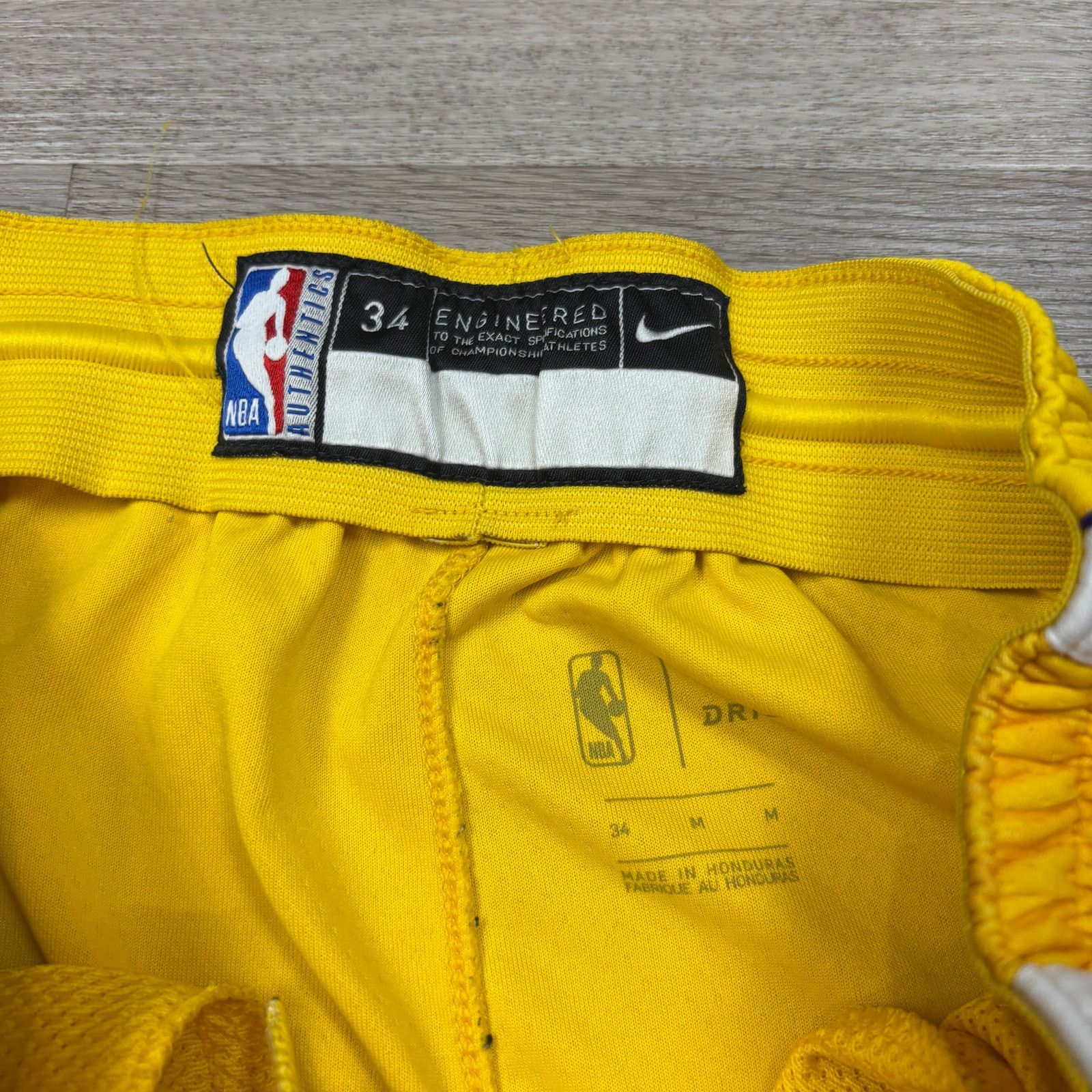 NBA × Nike Nike LA Lakers City Edition Dr. Buss Basketball Shorts 34/M Size US 28 / EU 44 - 5 Thumbnail