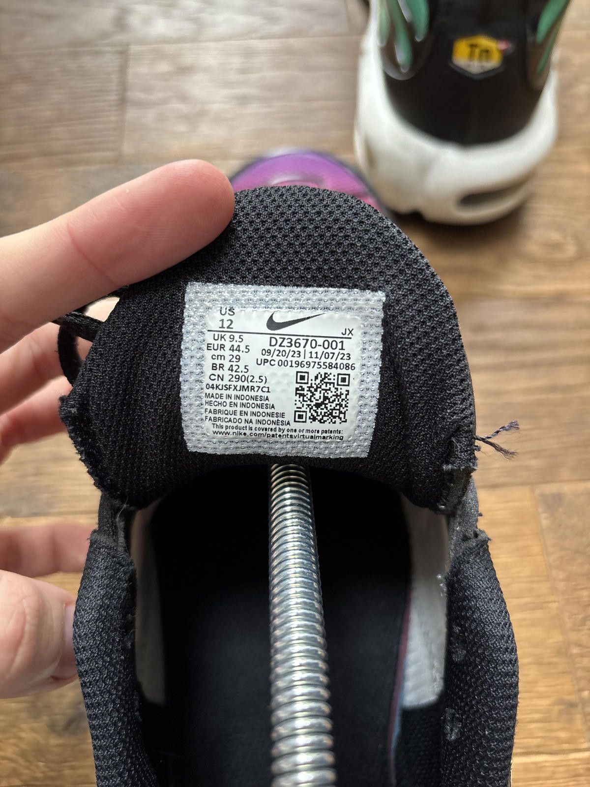 Nike Nike Air Max Plus TN Black Multicolour UK 9.5 Size US 10.5 / EU 43-44 - 5 Thumbnail