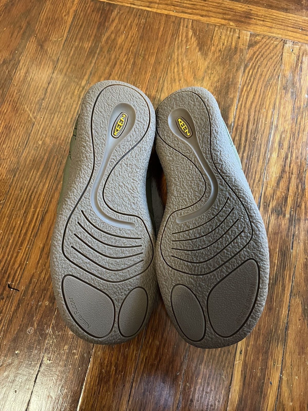 KEEN Keen Slip On Size US 9 / EU 42 - 6 Thumbnail