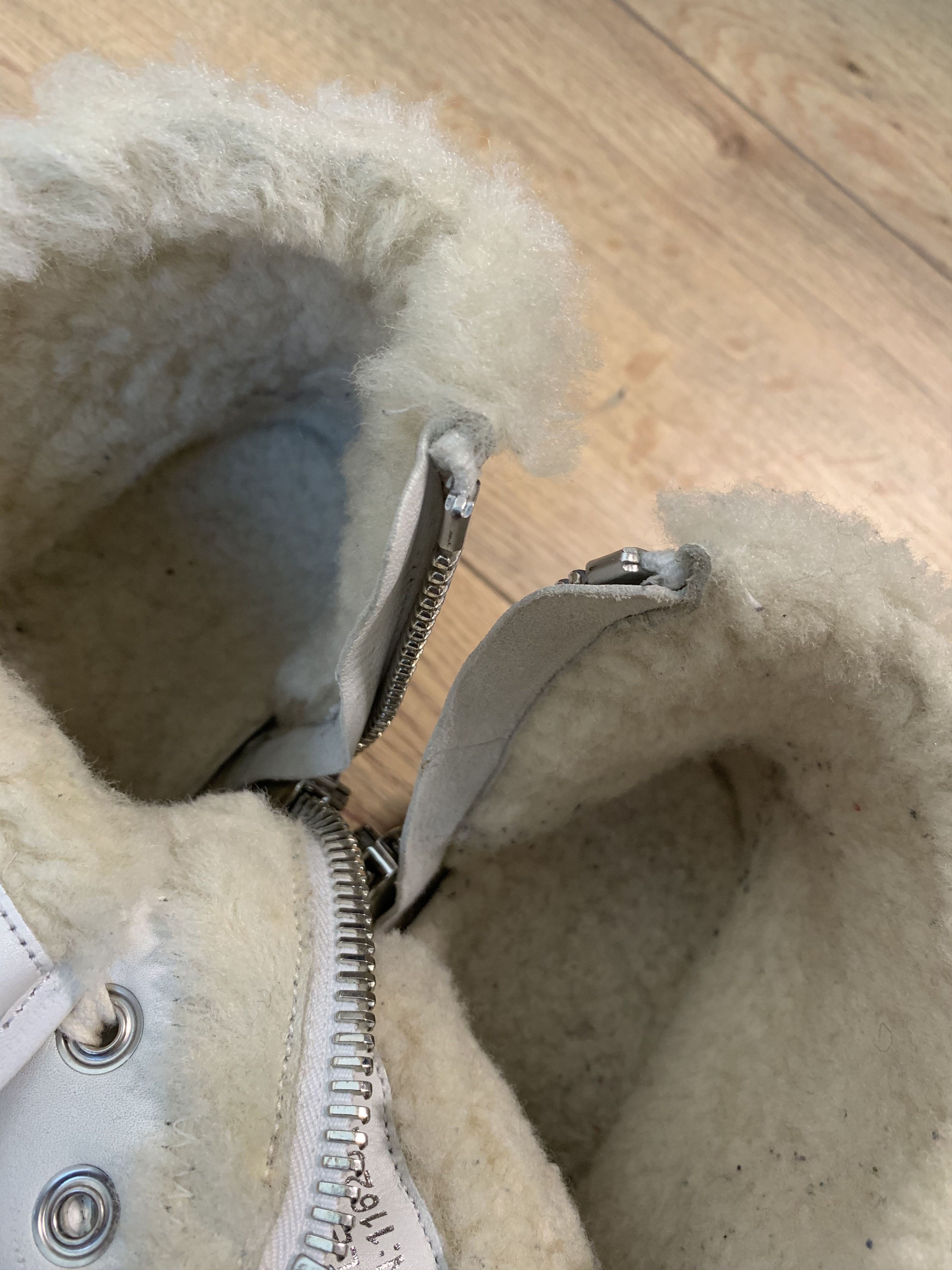 Zadig & Voltaire Zadig Voltaire hi-top sheepskin distressed sneakers Size US 6 / EU 39 - 10 Thumbnail