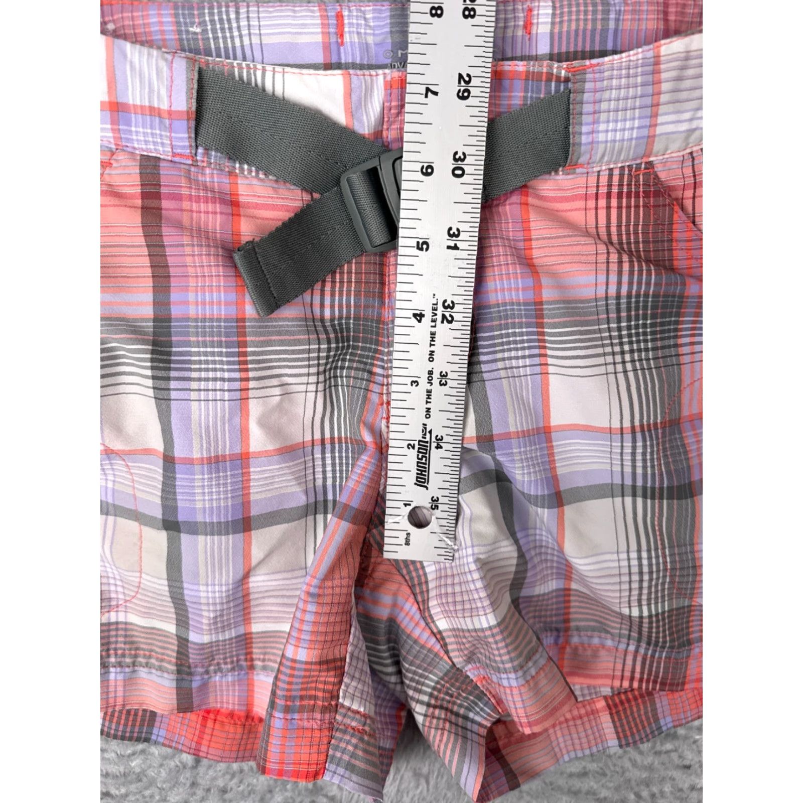 Vintage Columbia Shorts 2 Pink Plaid Belted Cargo 100% Nylon Hiking Activewear Casual Travel Womens Size 26" / US 2 / IT 38 - 6 Thumbnail