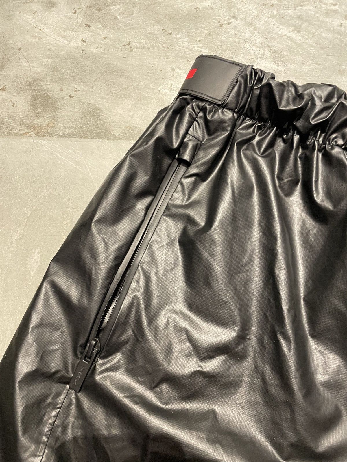 Prada Prada Linea Rossa Light Nylon Pants Size US 32 / EU 48 - 5 Thumbnail