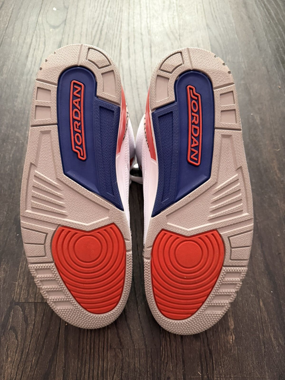 Nike Jordan 3 Retro Knicks Size US 9.5 / EU 42-43 - 7 Thumbnail