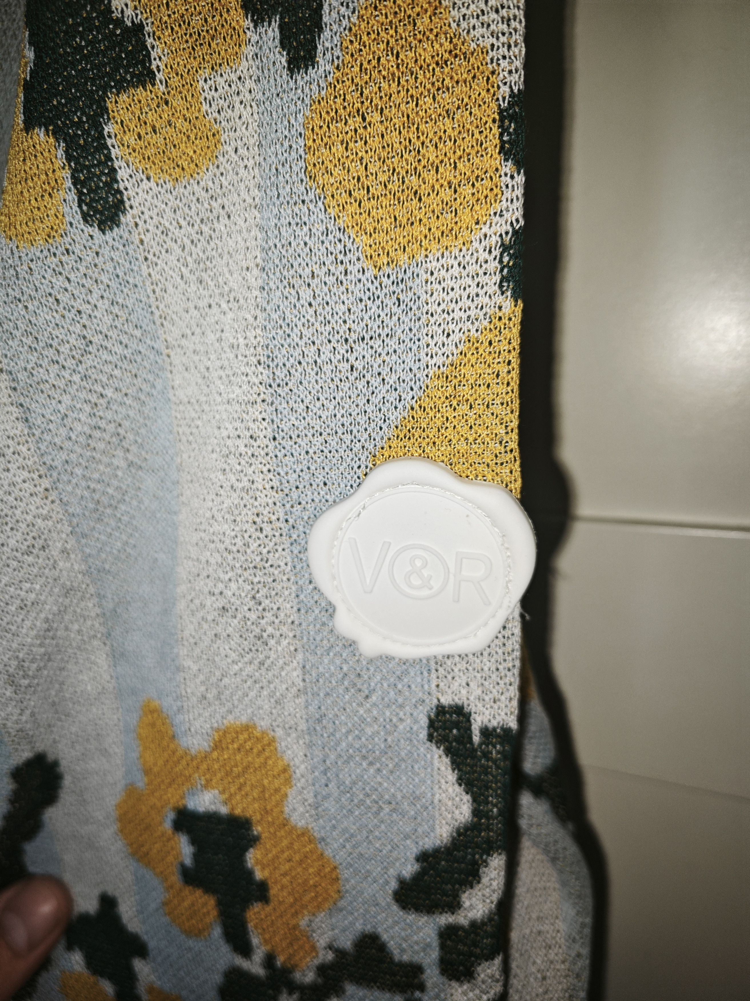 Viktor & Rolf Viktor & Rolf Flower Size US L / EU 52-54 / 3 - 4 Thumbnail