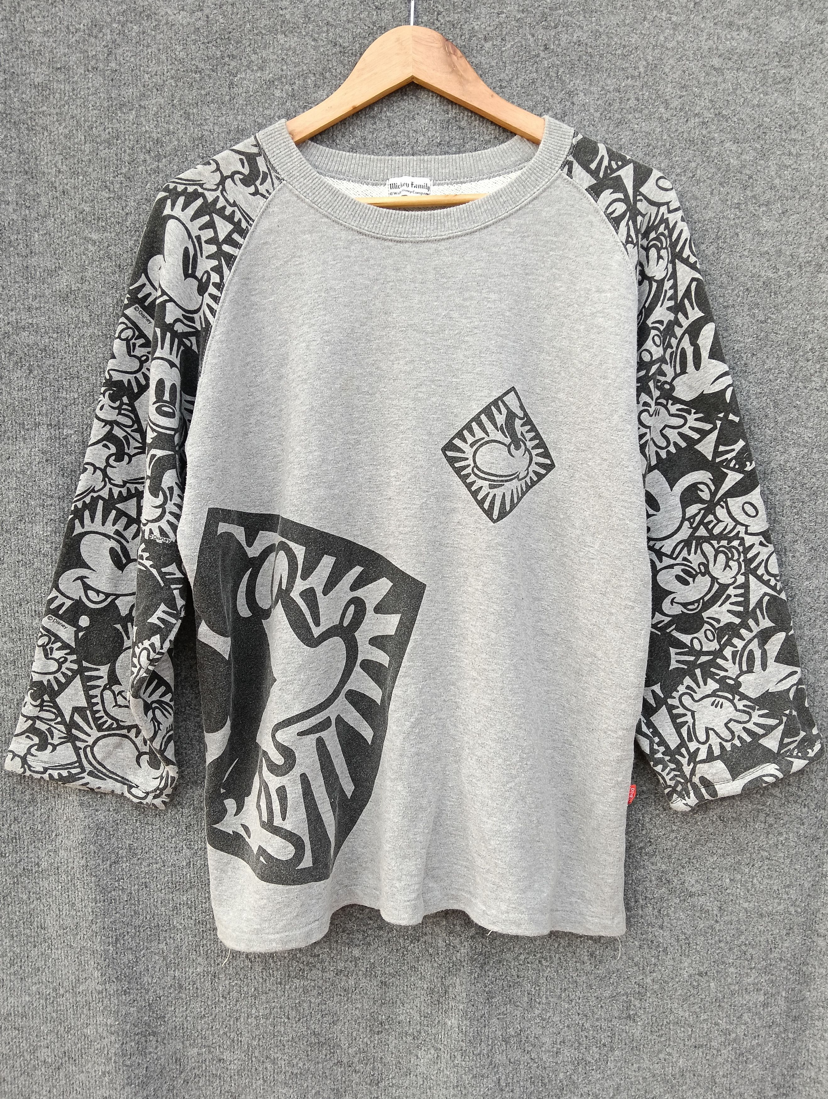Mickey Mouse Vintage Mickey mouse sweatshirt 3Q. Size US M / EU 48-50 / 2 - 1 Thumbnail