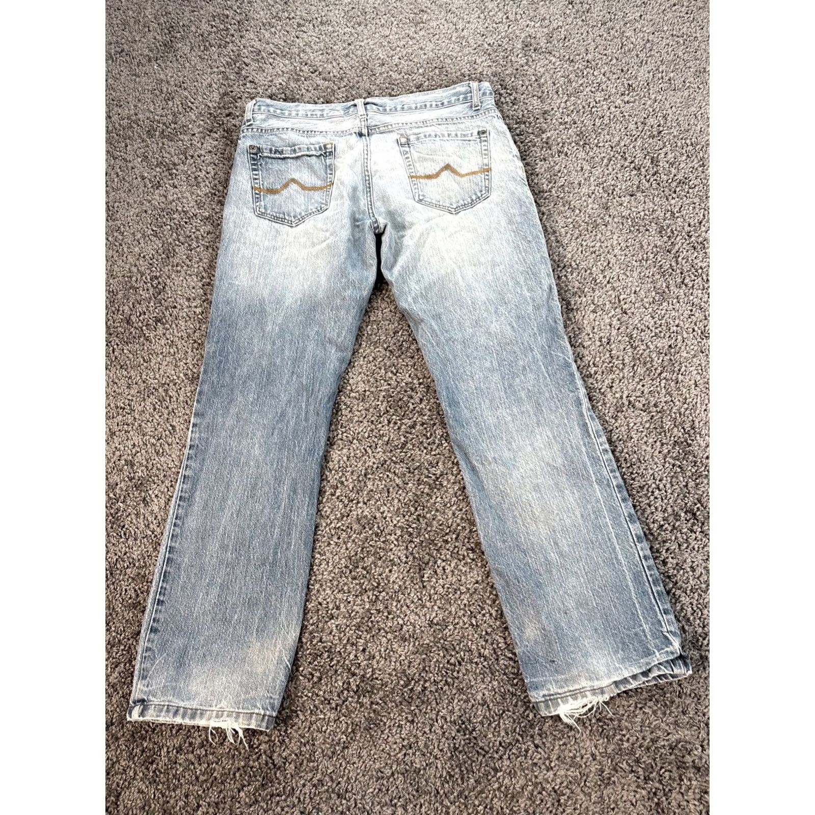 DKNY VINTAGE DKNY Jeans Mens 34x30 Light Wash Straight Distressed Grunge Y2K Blue Cotton Jeans Mens 34 Inseam 30 Size US 34 / EU 50 - 6 Thumbnail