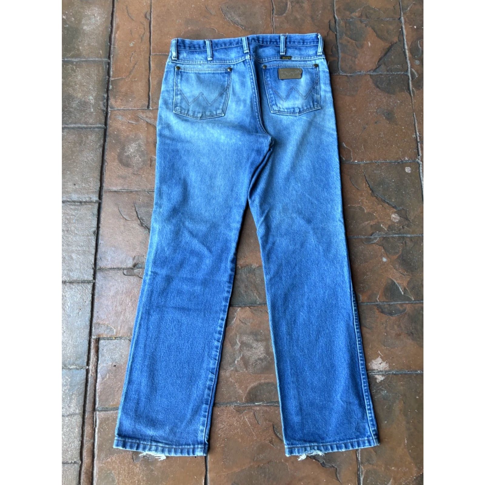 Wrangler VINTAGE Wrangler Jeans Men 33x32 Denim Distressed 80s 90s USA Western Straight Style Blue Cotton 5-Pocket Mens Size US 33 - 3 Thumbnail
