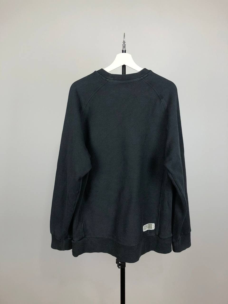 Nike Nike Sweatshirt Crewneck Vintage Center Logo size XL Size US XL / EU 56 / 4 - 7 Thumbnail