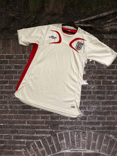Umbro × Vintage UMBRO ENGLAND NATIONAL TEAM HOME FOOTBALL SHIRT Size US M / EU 48-50 / 2 - 1 Thumbnail