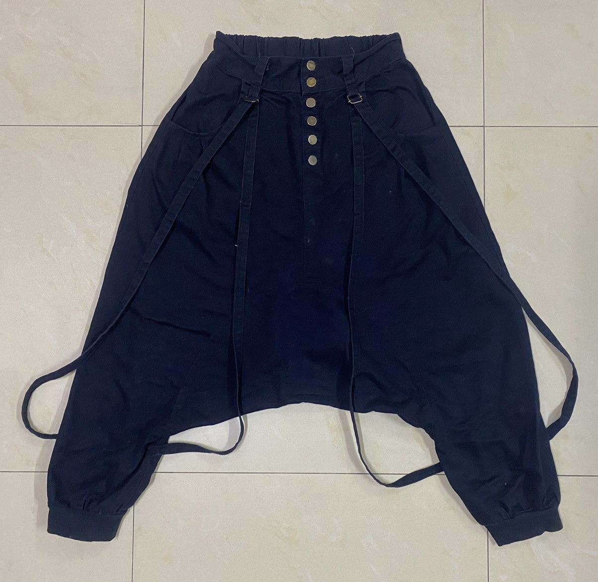 Japanese Brand Yohji Yamamoto Style Balloon Dropped Crotch Pants Size 28-32 Size US 32 / EU 48 - 1 Thumbnail