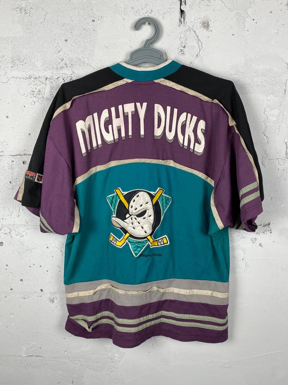 Ccm × NHL Vintage Mighty Ducks Hockey Jersey CCM Size US M / EU 48-50 / 2 - 1 Thumbnail