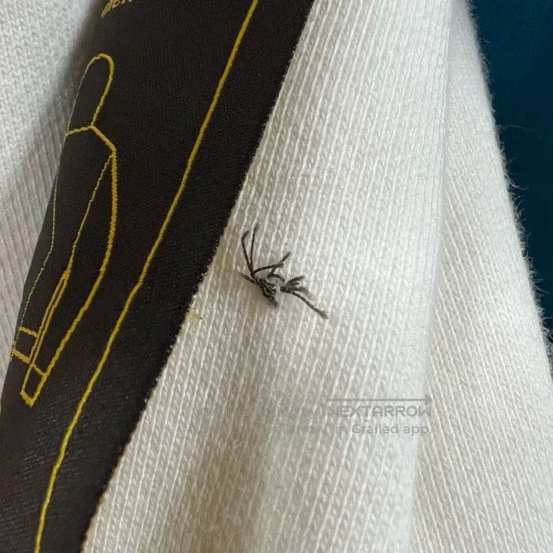 Louis Vuitton Louis Vuitton White Logo Hoodie Sweatshirt. Size US L / EU 52-54 / 3 - 9 Thumbnail