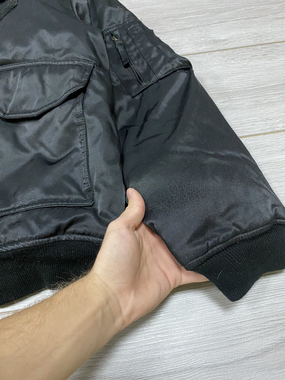 Vintage Bomber Flying man vintage zip nylon jacket Size US L / EU 52-54 / 3 - 5 Thumbnail