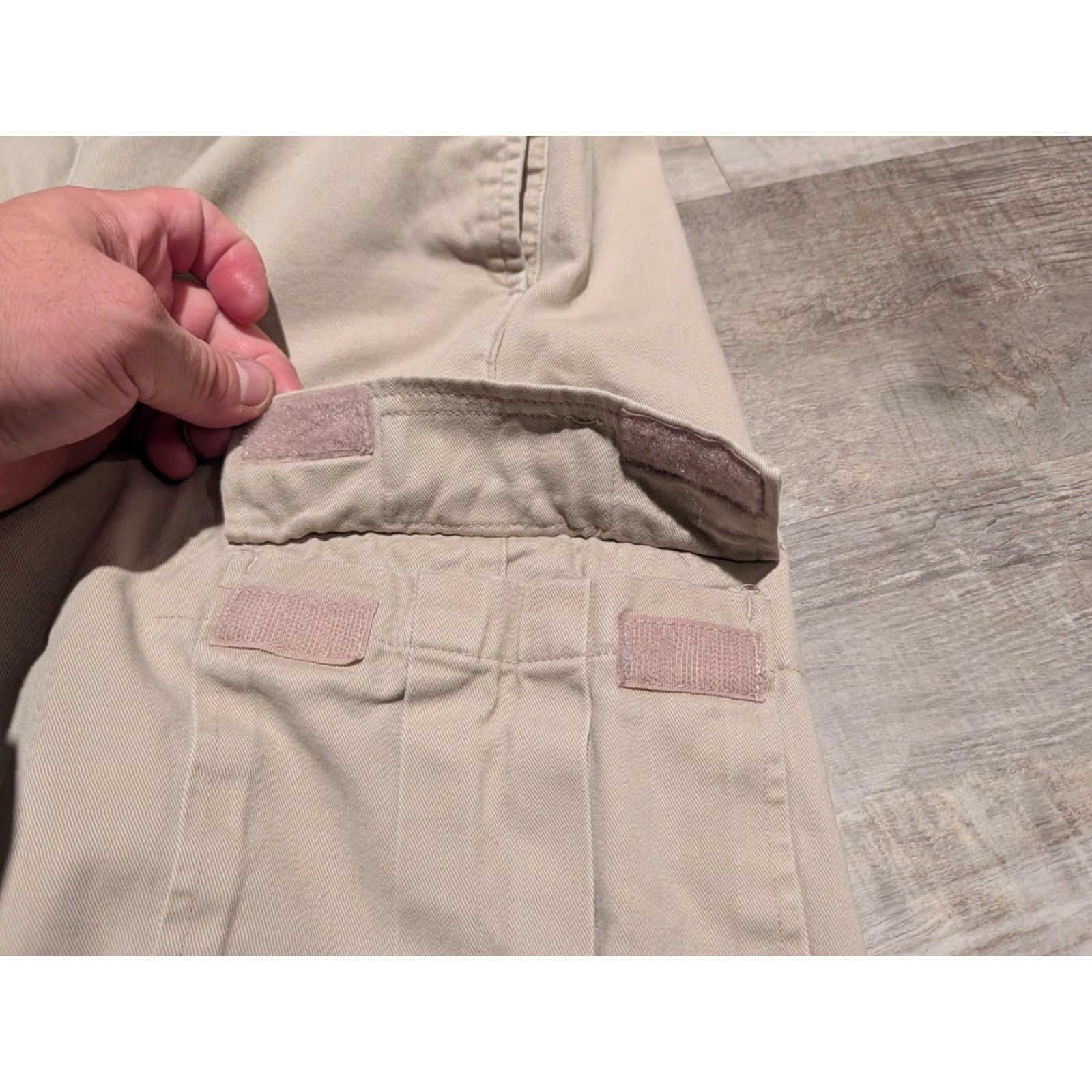 Disney Disney Park Shorts Men's 36 Beige Cotton Cargo Zip Inseam 9" Mickey Mouse Belt Loops Regular Fit Mens Size US 36 / EU 52 - 4 Thumbnail