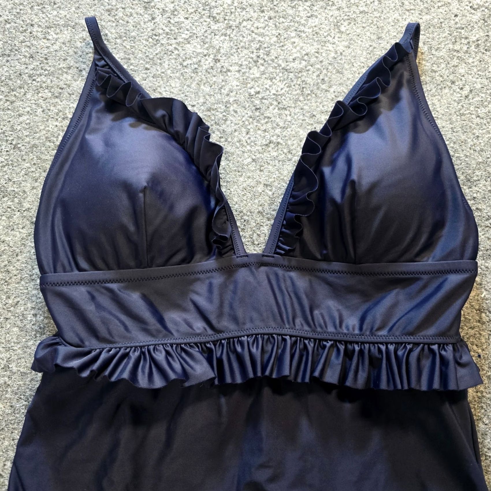 J.Crew J.CREW Swimsuit One Piece Womens12 Blue Ruffle Plunge Adjustable Pool Resort Regular Size 12 Men/Women Beach Preppy I think you want Womens, not Men. Size ONE SIZE - 2 Thumbnail