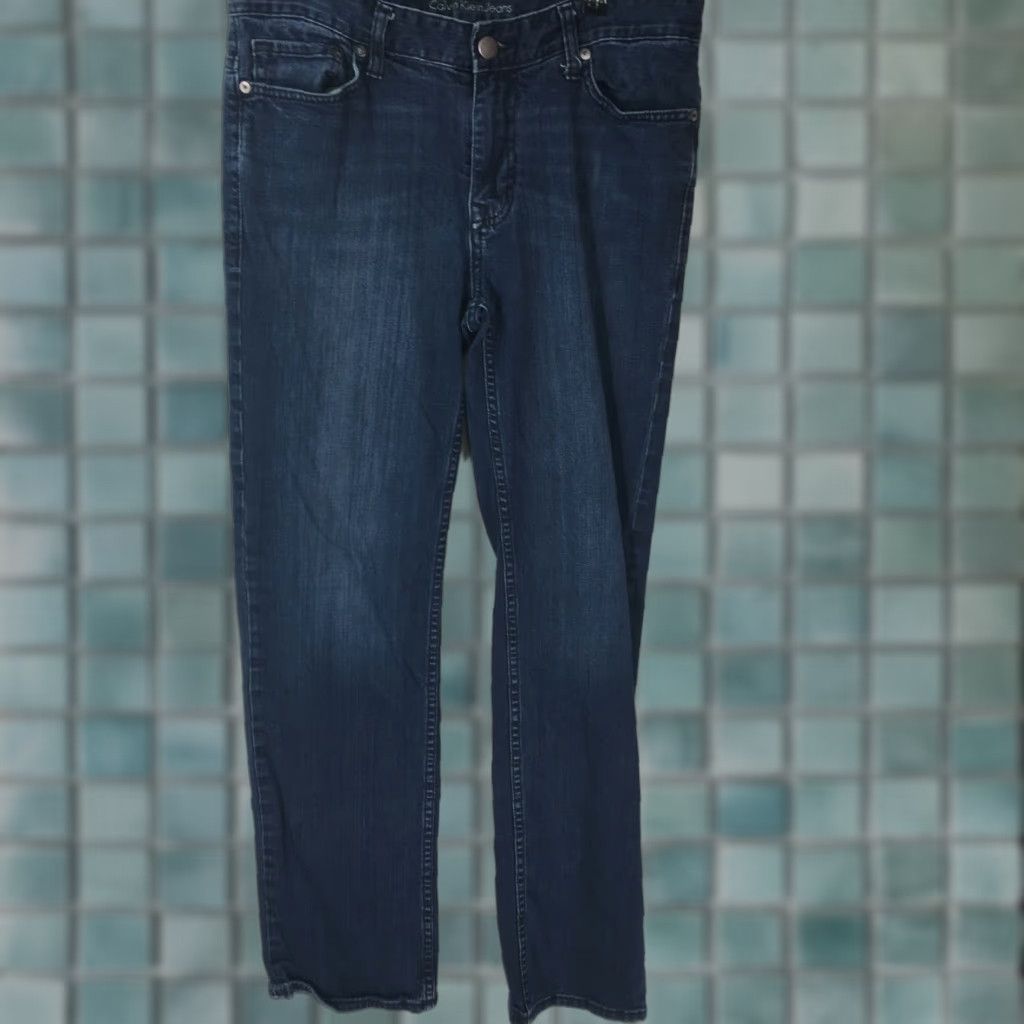 Calvin Klein Calvin Klein Mens Blue Denim Jeans 32X32 Straight Fit Low Rise Casual Size US 32 / EU 48 - 1 Thumbnail