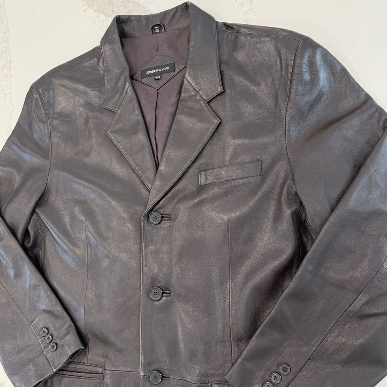 Jones New York Jones New York Genuine Leather Button Jacket Coat Mens 42R Size US L / EU 52-54 / 3 - 3 Thumbnail