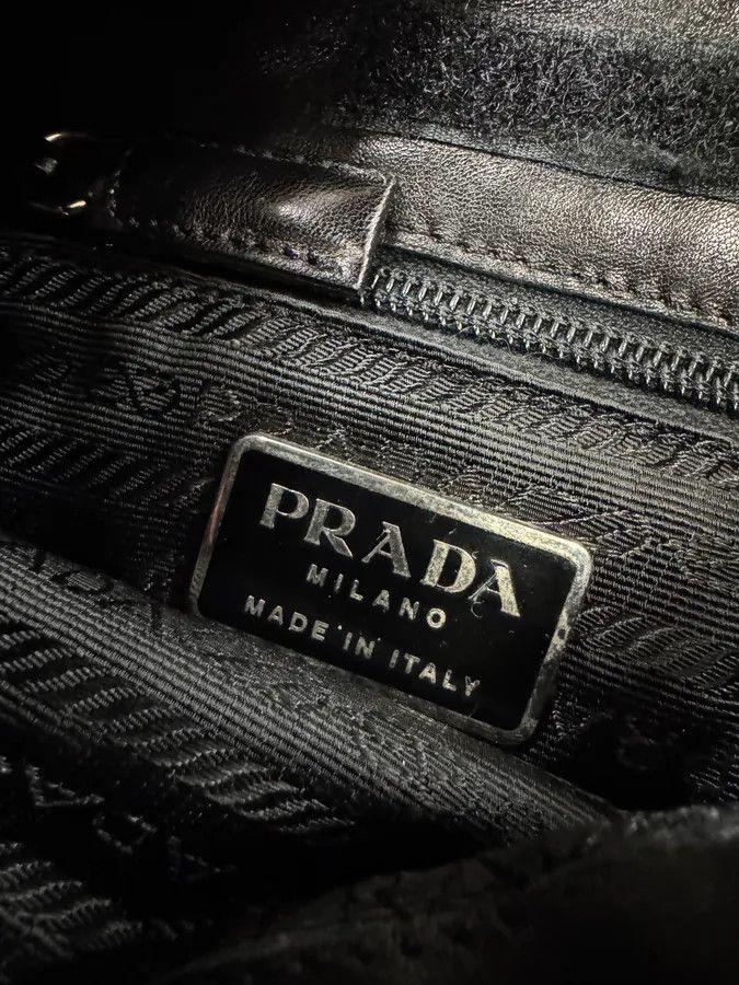 Prada 2000s Prada Grey Wool & Fur Cross Body Shoulder Bag Size ONE SIZE - 8 Thumbnail