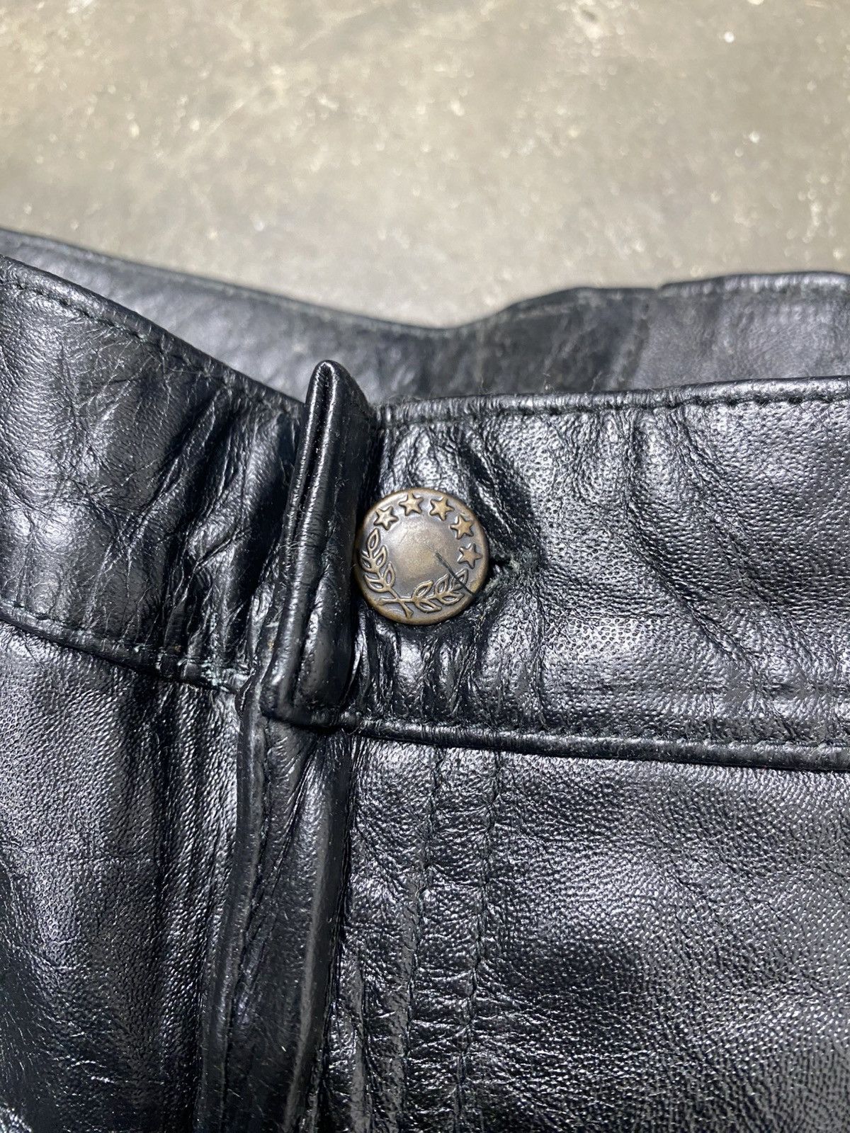 Genuine Leather Rare Vintage Horn Work Japanese Brand Leather Pant Size US 37 - 8 Thumbnail
