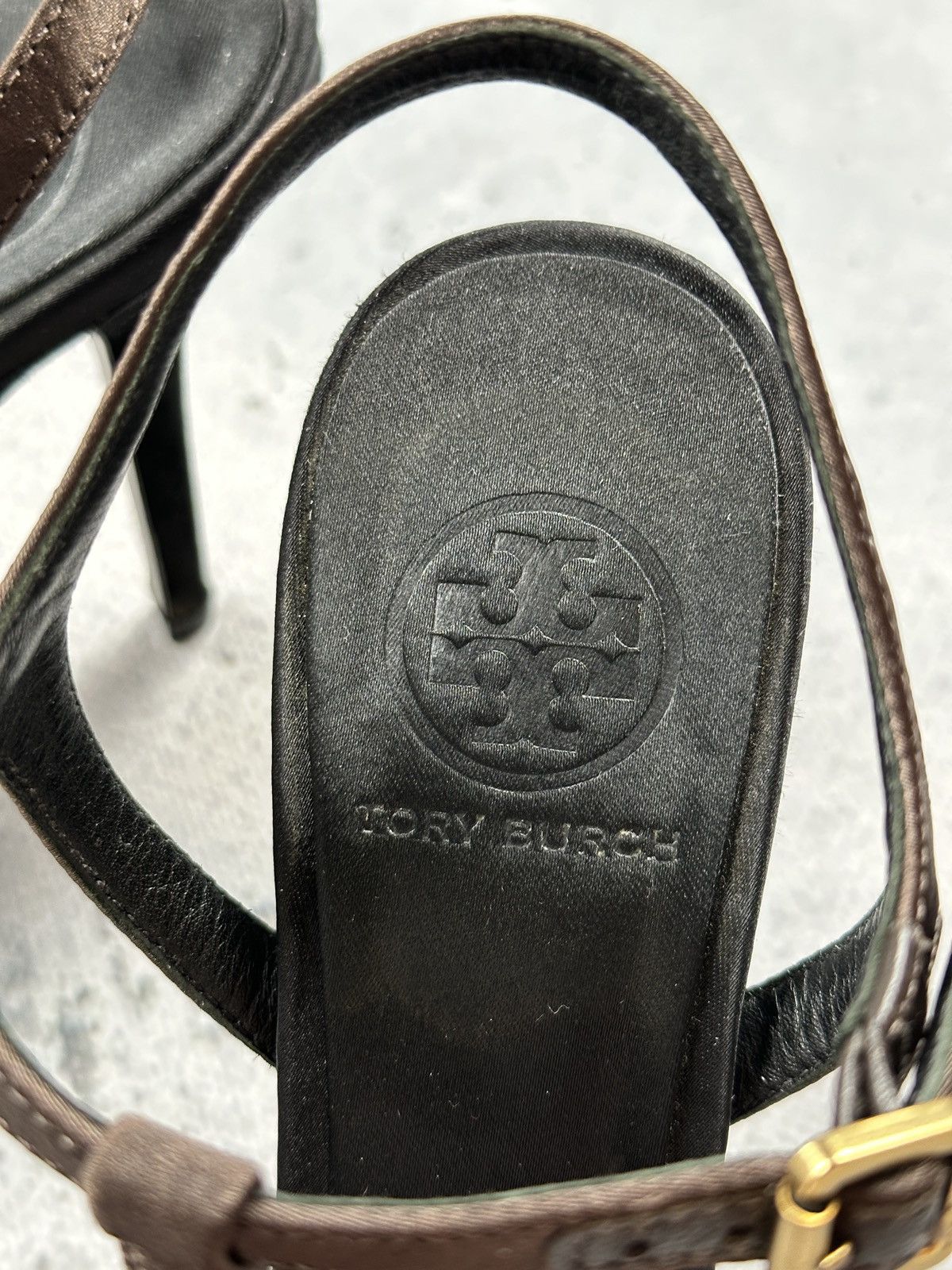 Tory Burch Vintage Tory Burch Two-Tone Satin & Suede T-Strap High Heels Size US 8.5 / IT 38.5 - 5 Thumbnail