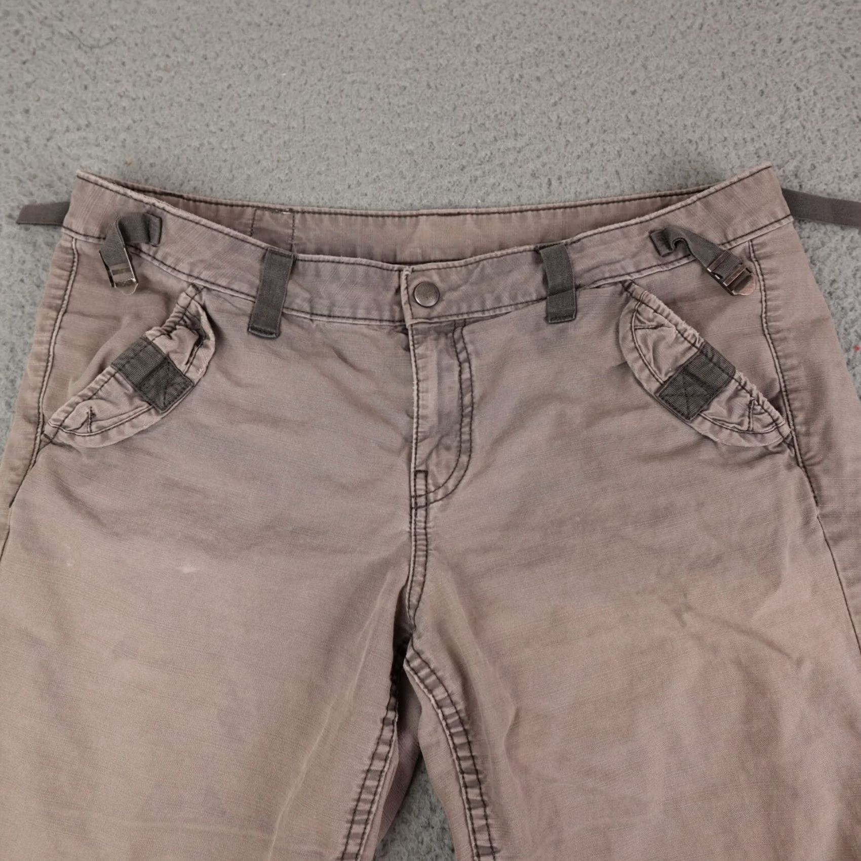 Lucky Brand Luck Brand Shorts Mens 30 Gray Canvas Buckle Grunge Y2K Bermuda Front Flat Front Size US 30 / EU 46 - 4 Thumbnail
