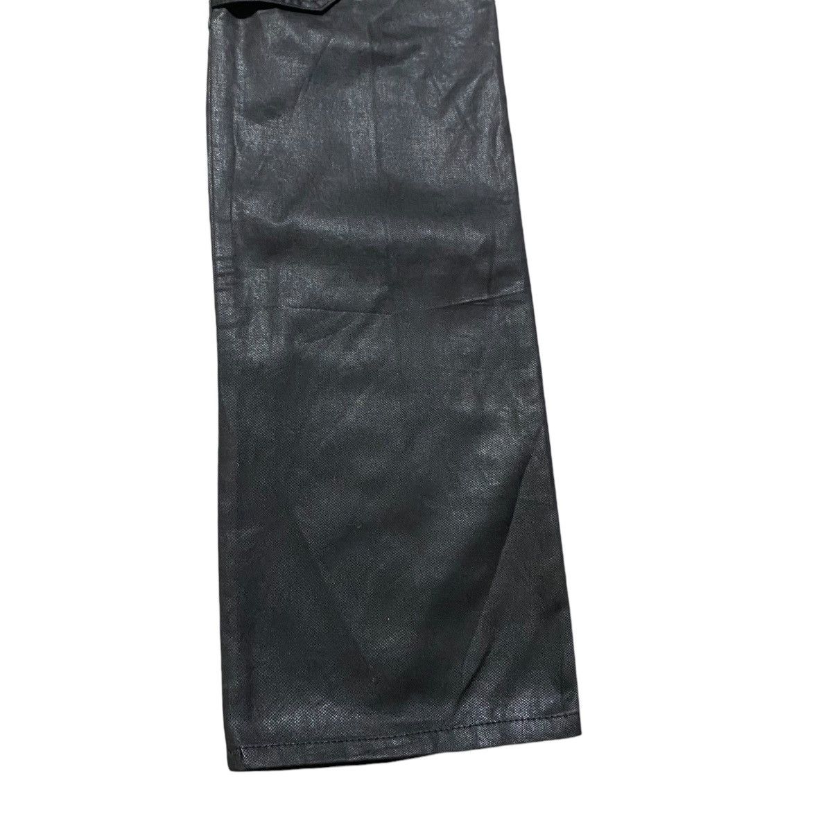 5351 POUR LES HOMMES 5351 Pour Les Hommes Black Waxed Cargo Pants Size US 30 / EU 46 - 18 Thumbnail