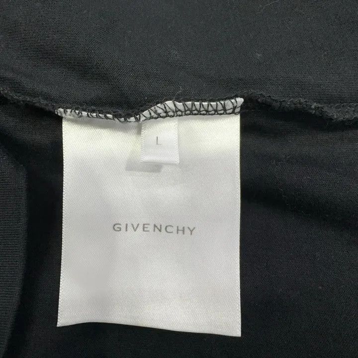 Givenchy Givenchy Givenchy Archetype Logo Print Black TShirt -2507 Size US L / EU 52-54 / 3 - 4 Thumbnail