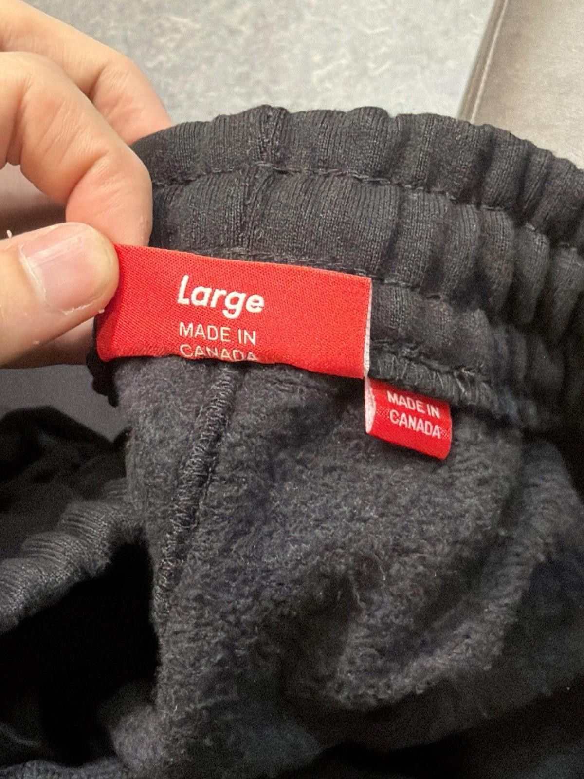 Supreme Supreme S Logo Sweatpants Black (SS25) Brand New Size Large Size US 34 / EU 50 - 10 Thumbnail