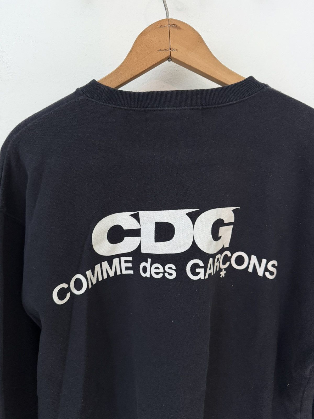 CDG by Comme des Garcons CDG Classic Crewneck Sweatshirt in Navy Size US XL / EU 56 / 4 - 4 Thumbnail