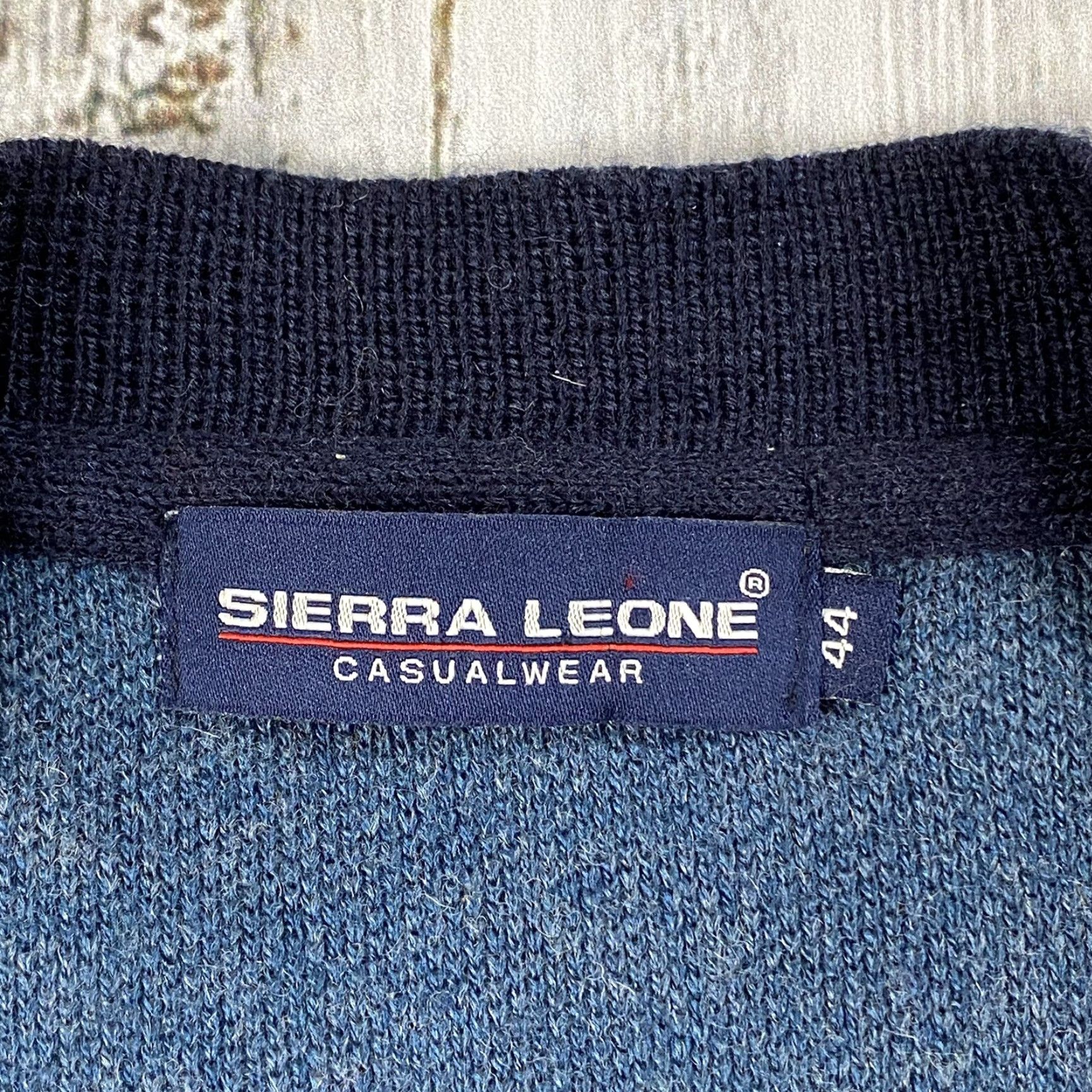 Vintage VINTAGE SIERRA LEONE CARDIGAN Sweater 90s Striped Wool Blend Button-Up Size 44 Navy Blue Mens Size US XXL / EU 58 / 5 - 3 Thumbnail