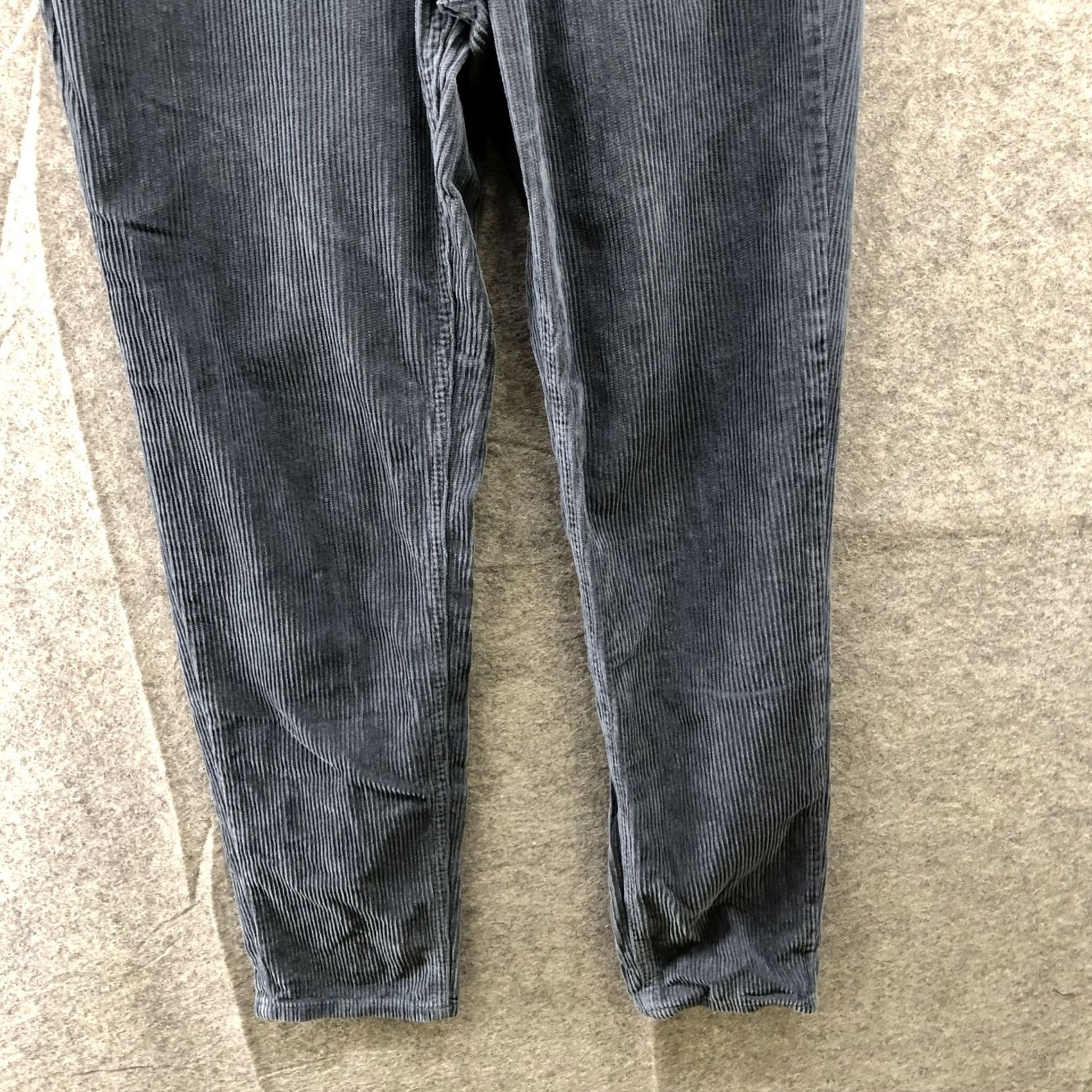 Bdg BDG Urban Outfitters Mom High Rise Corduroy Pants Womens 27 Gray Blue Corduroy Chino Pockets Tapered Relaxed Fall Winter Pants Mens Womens Girls Boys Size 27" / US 4 / IT 40 - 4 Thumbnail