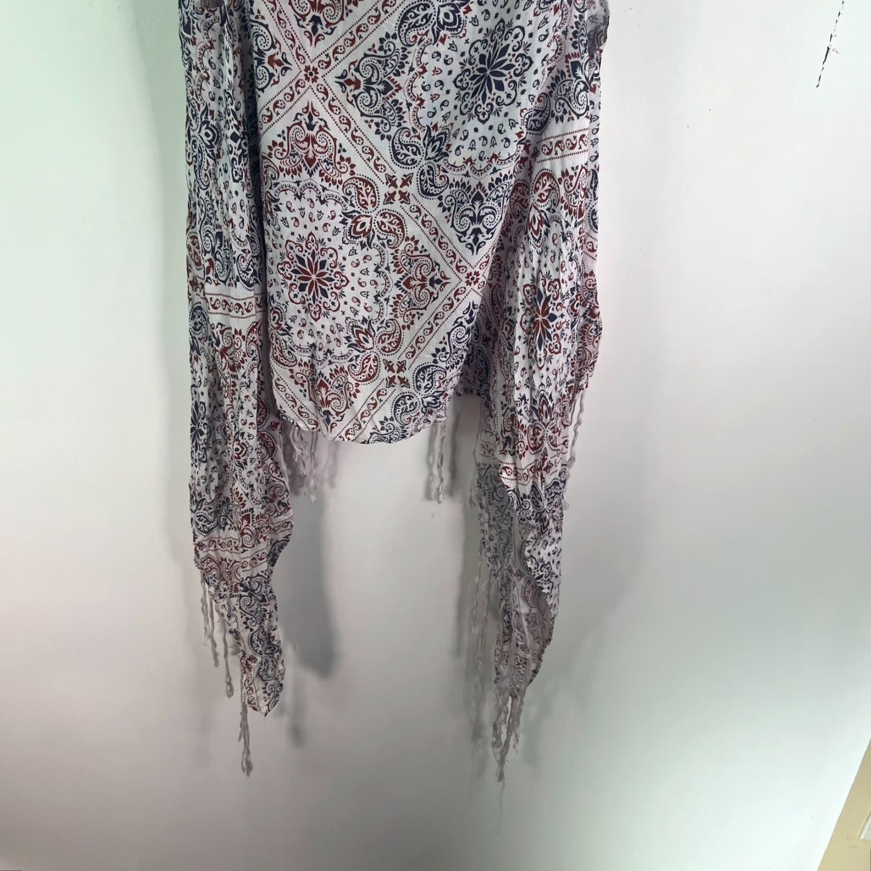 Ariat Ariat Texas Heat Floral Kimono Vest Womens One Size Multicolor Fringe Lightweight Casual Aztec Size ONE SIZE - 7 Thumbnail