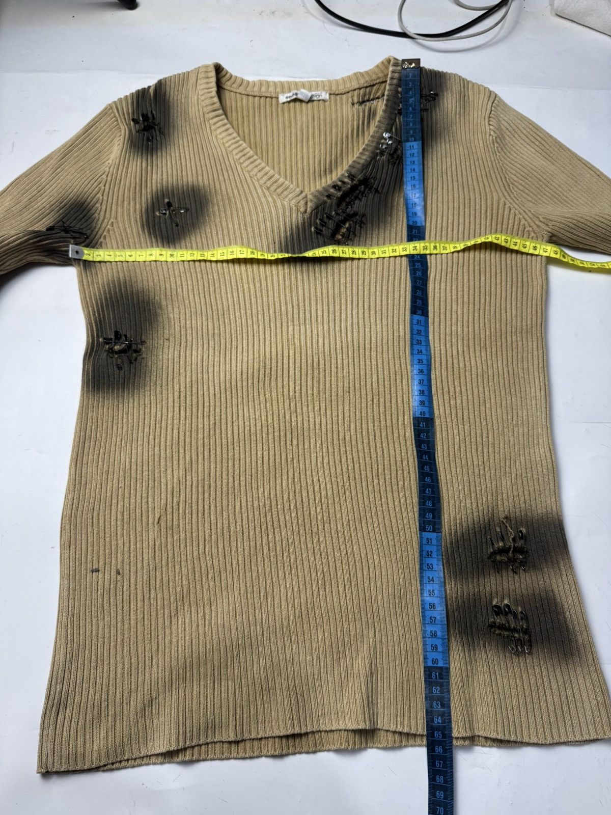 If Six Was Nine Distressed Safety Pin Semanticdesign Knit Sweater Size US M / EU 48-50 / 2 - 9 Thumbnail