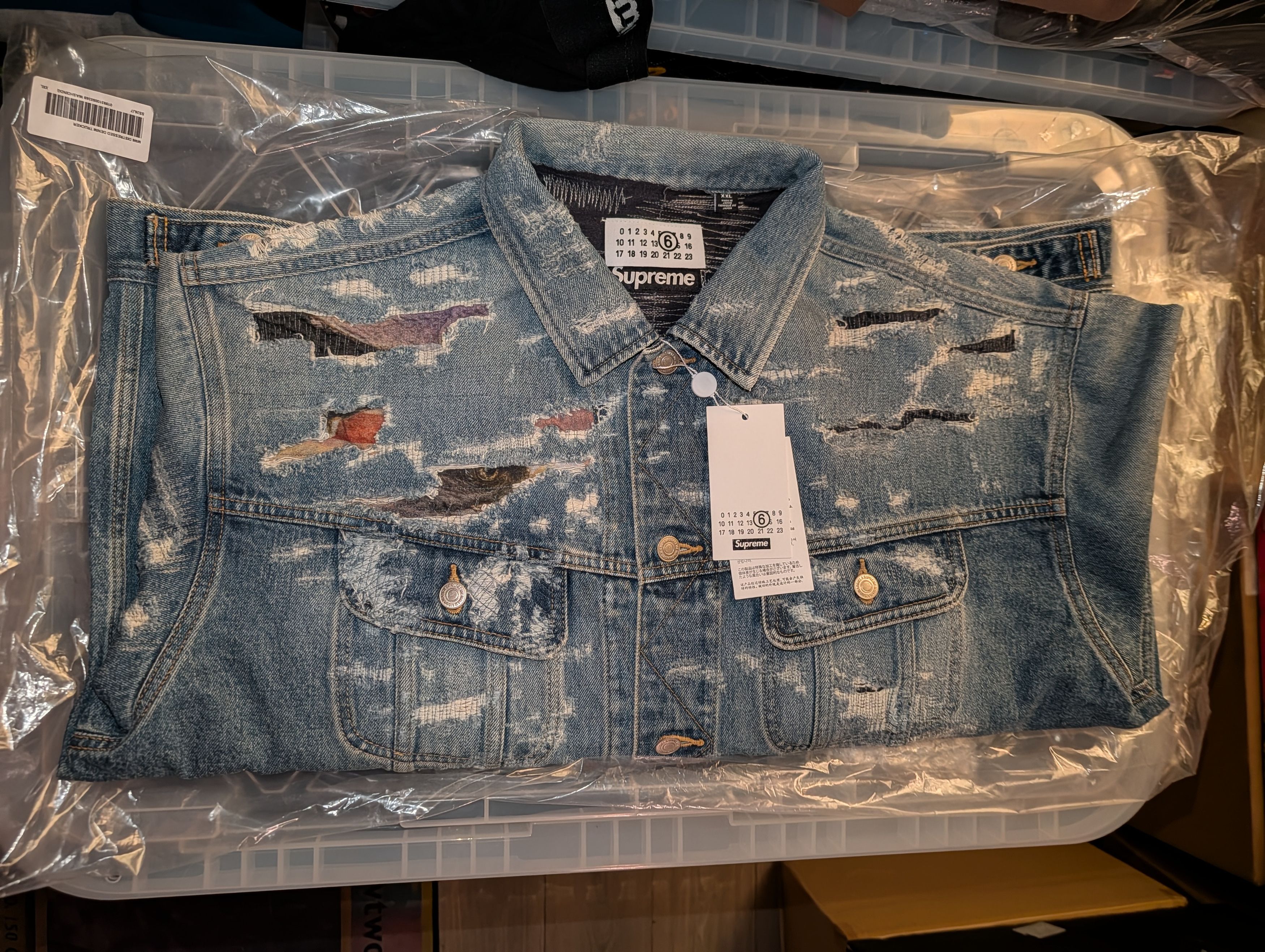 Maison Margiela × Supreme Supreme Margiela MM6 Distressed Denim Trucker Jacket XXL Size US XXL / EU 58 / 5 - 1 Thumbnail